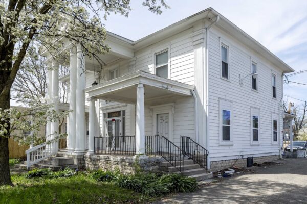 2456 W Broad St, Columbus, OH 43204 2456 W Broad St, Columbus, OH 43204