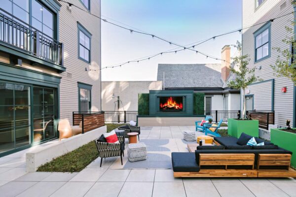 Topiary Park Crossing-08 Topiary Park Crossing-08