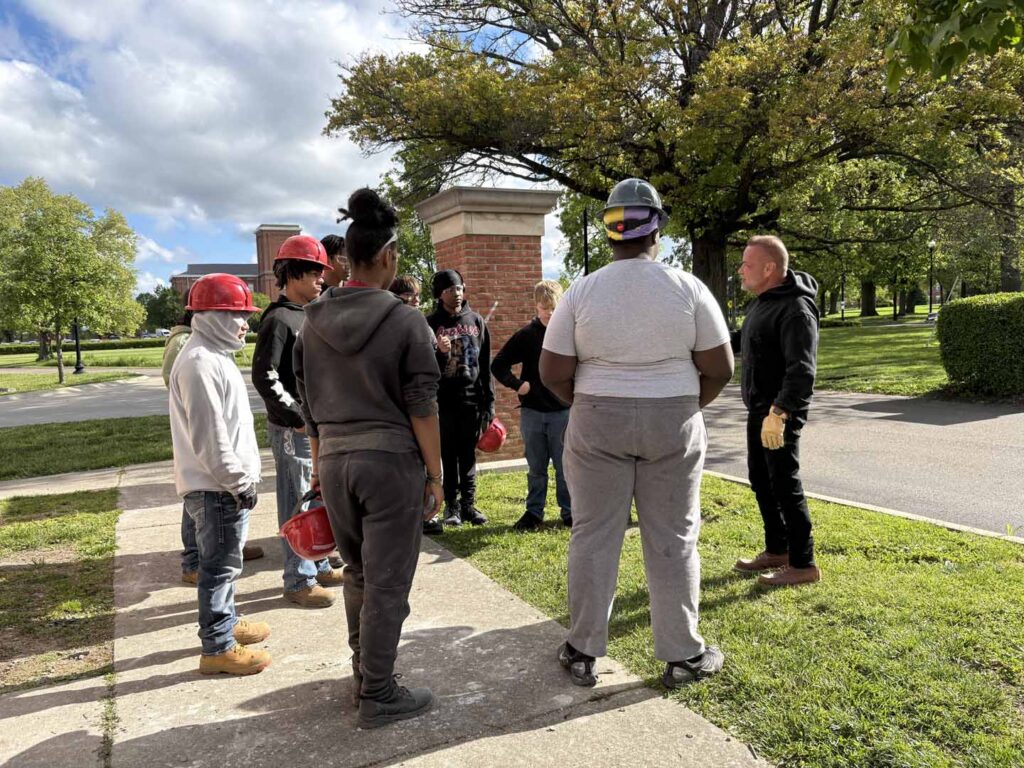 Students participating in the Columbus Landmarks Building Arts Studio at Fort Hayes, June 2026